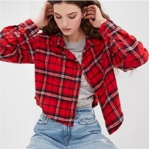 American Eagle Red Plaid Cropped Flannel Shirt